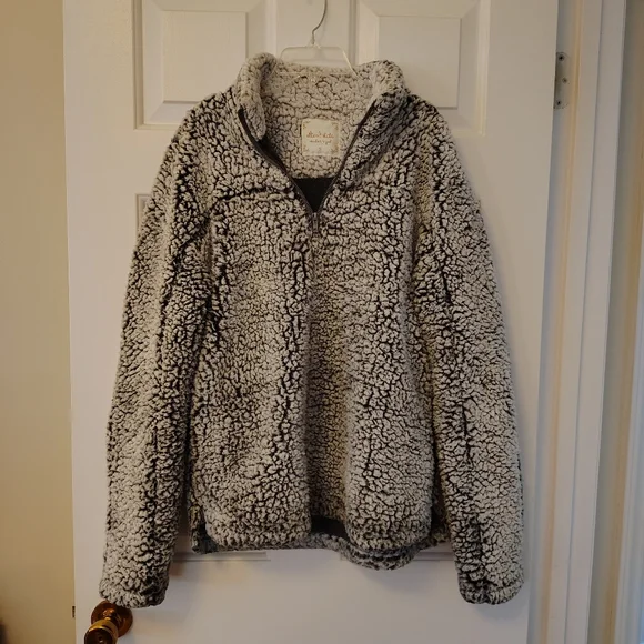 Altar'd State Cozy Sherpa pullover 1/2 zip - Picture 4 of 11